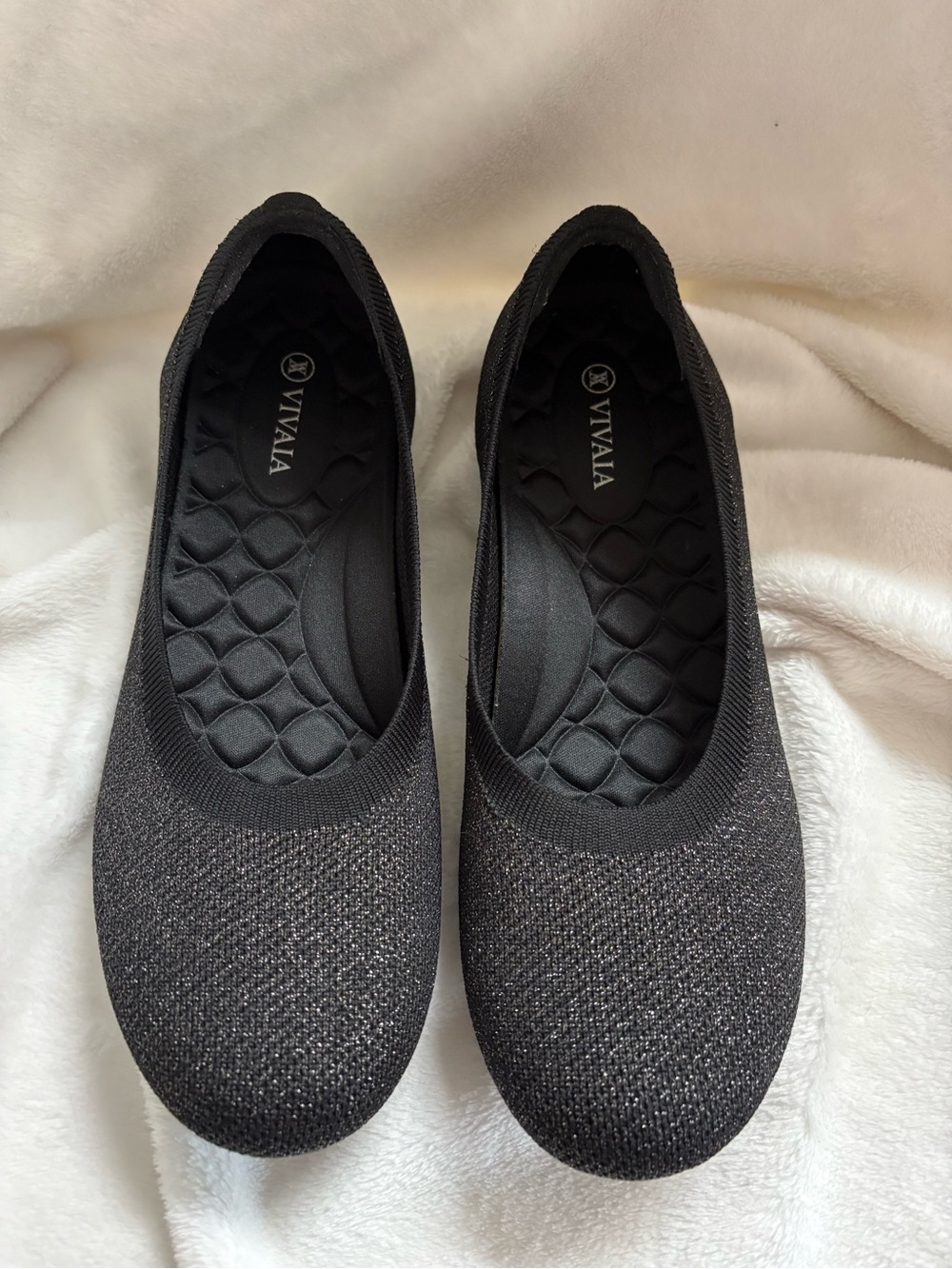 Vivaia Women’s Black Sparkle Knit Ballet Flats - Picture 2 of 5